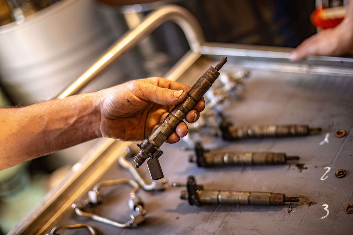 Fuel Injector Used Inline How to Clean Fuel Injectors | Archoil